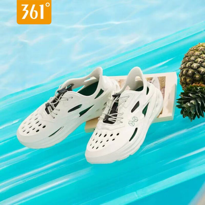 sandals (7) sandals (7)